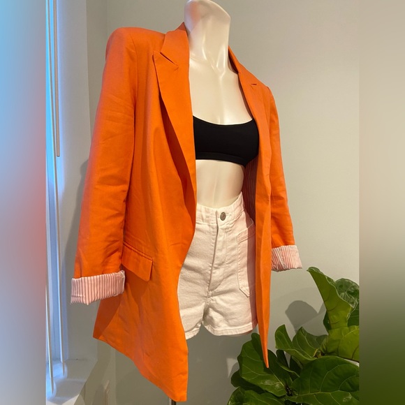 ✨SOLD✨Orange blazer🍊 - Picture 4 of 7